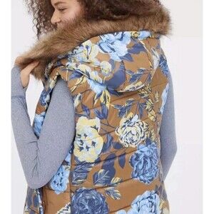 OFFLINE BY AERIE Floral Puffer Vest Faux Fur Trim Hood Pockets SMALL NWT‎